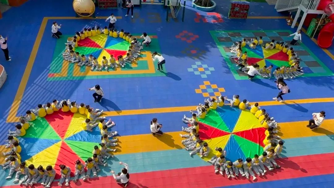 中班篮球小游戏_幼儿中班篮球游戏_篮球游戏规则儿童中班视频