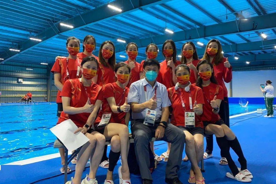 女子花样游泳 中国冠军_花样游泳女子团体冠军_花样游泳女子冠军中国是谁