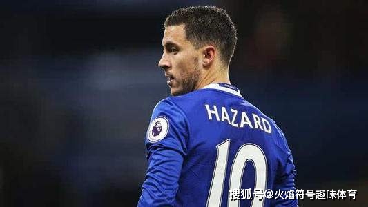 足球中后卫名将_足球史上后卫_足球历史五大中后卫名单