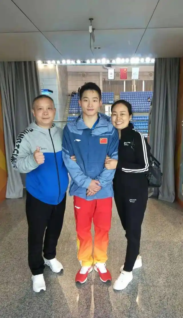 北京8岁儿童游泳冠军有哪些_北京游泳世界冠军_北京儿童游泳比赛成绩