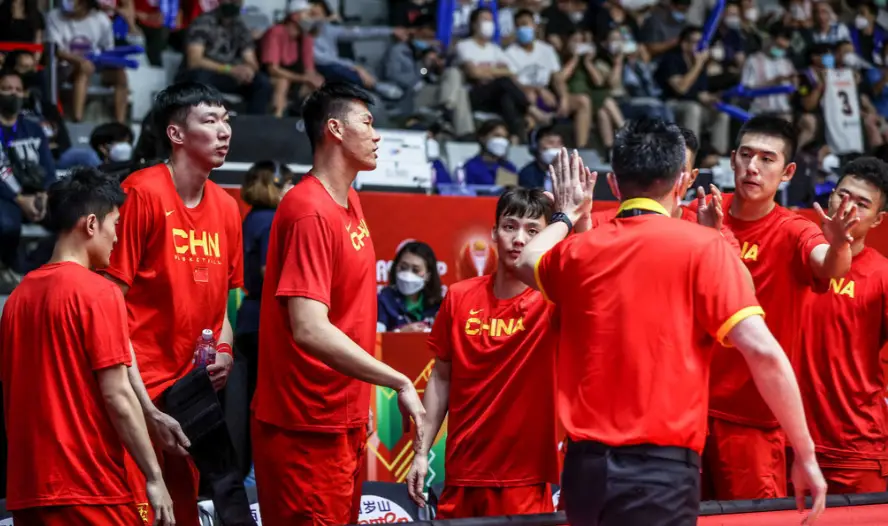 篮球组合技术是什么意思_篮球历史最差的组合是_篮球差距最大的比分