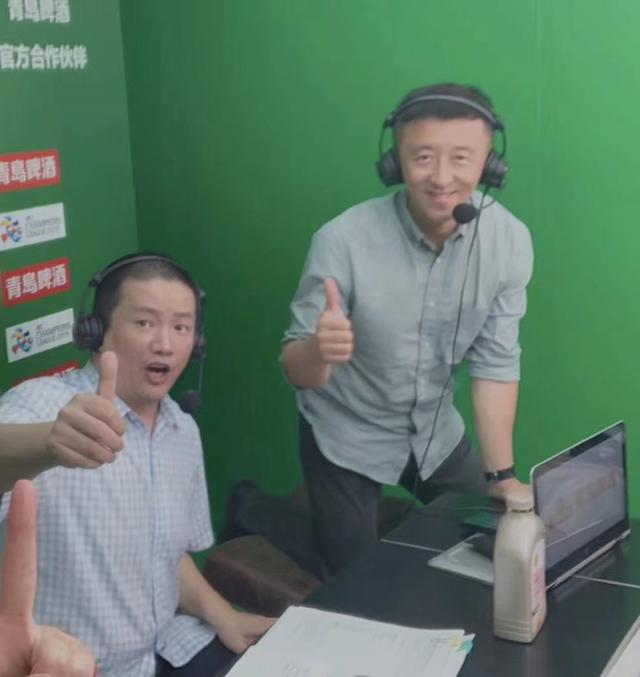 上海足球冠军小哥哥_上海足球大佬_上海足球帅哥