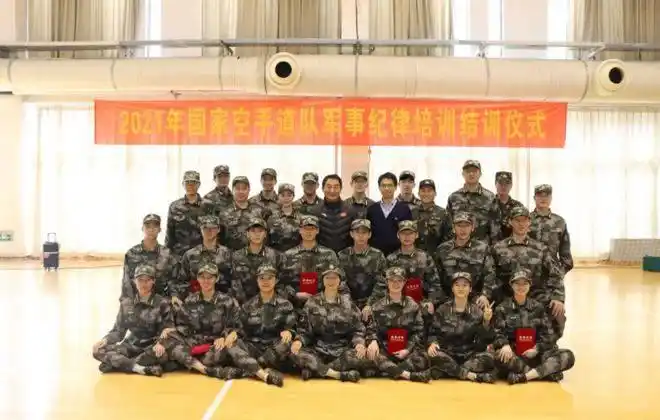 篮球冠军排名_牛街篮球冠军名单_篮球冠军有谁