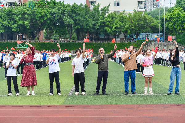 香港学生团体操_团体操香港学生是谁_学生团体操视频